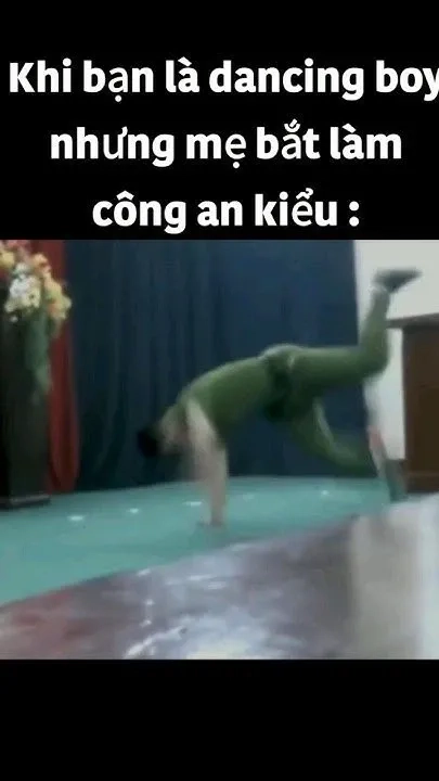 Bạn đã bao giờ bắt gặp tình huống dở khóc dở cười trong grammar police meme