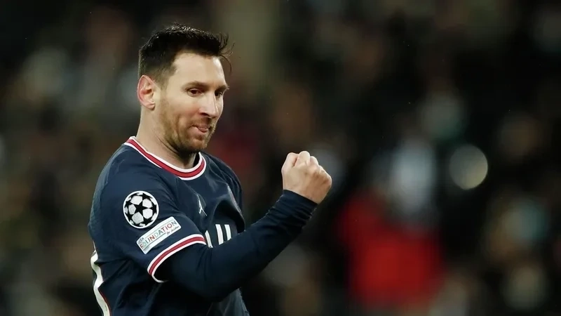 Messi KFC meme hài hước với tình huống ngộ nghĩnh liên quan đến món ăn yêu thích.