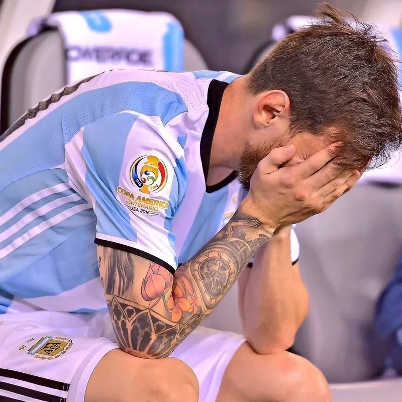 Messi meme que mira bobo với biểu cảm hài hước, không thể bỏ qua!